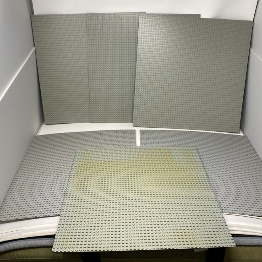 LEGO old Gray and new Gray 15" x 15" new gray 15"x14 Baseplates 6 total